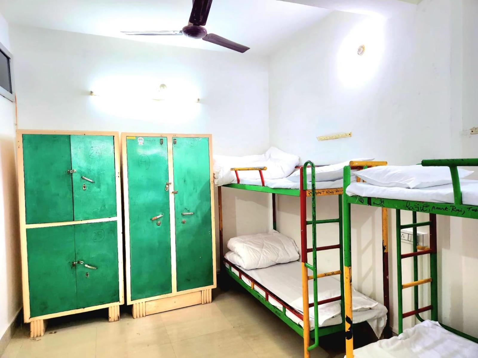 Bits Campus Apartman Váránaszi Kültér fotó